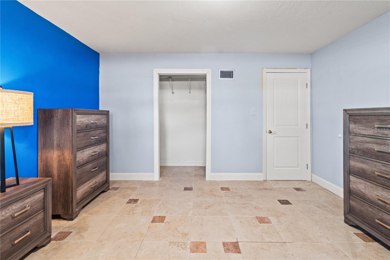 6515 DIMARCO RD, TAMPA, FL, 33634