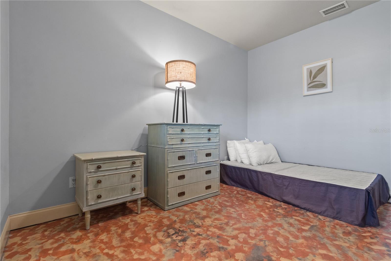 6515 DIMARCO RD, TAMPA, FL, 33634