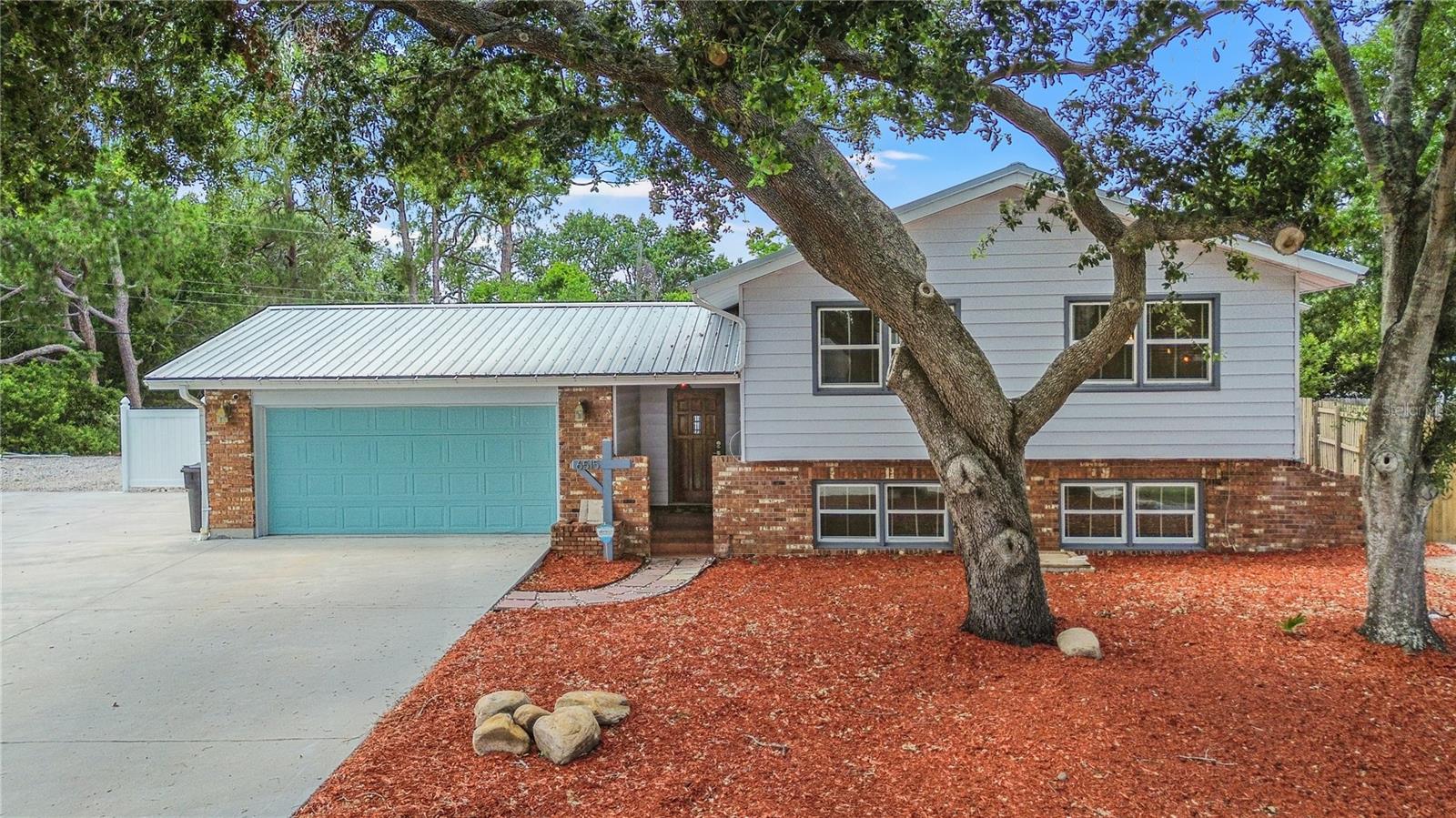 6515 DIMARCO RD, TAMPA, FL, 33634