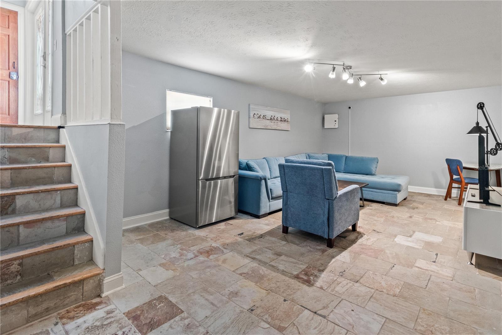 6515 DIMARCO RD, TAMPA, FL, 33634