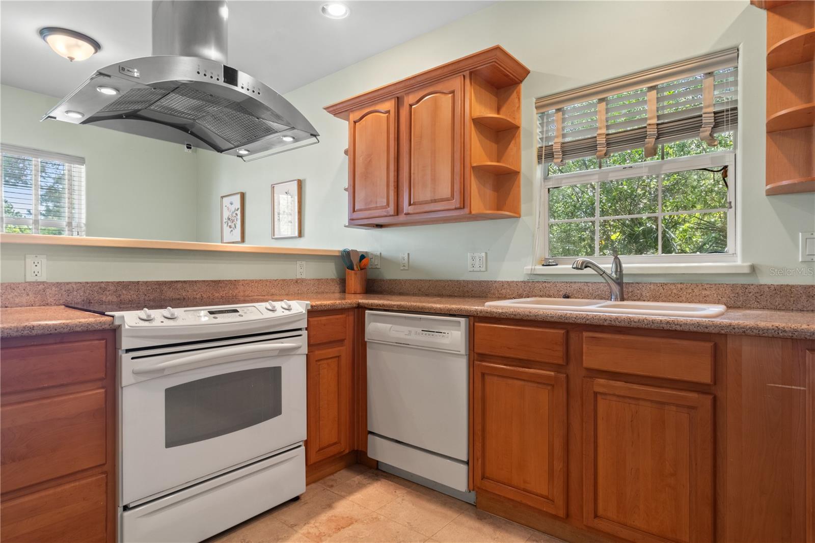 6515 DIMARCO RD, TAMPA, FL, 33634