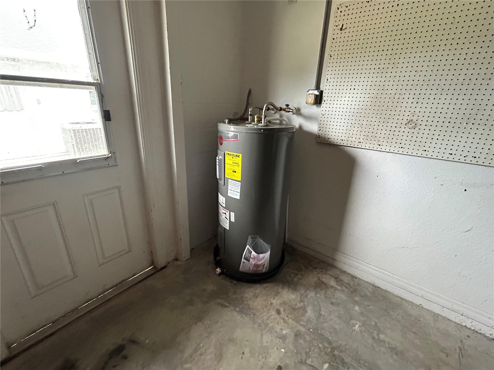 113 MARK TWAIN LN, ROTONDA WEST, FL, 33947