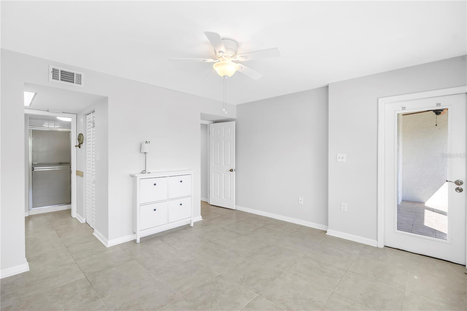 1320 PASADENA AVE S #203, SOUTH PASADENA, FL, 33707