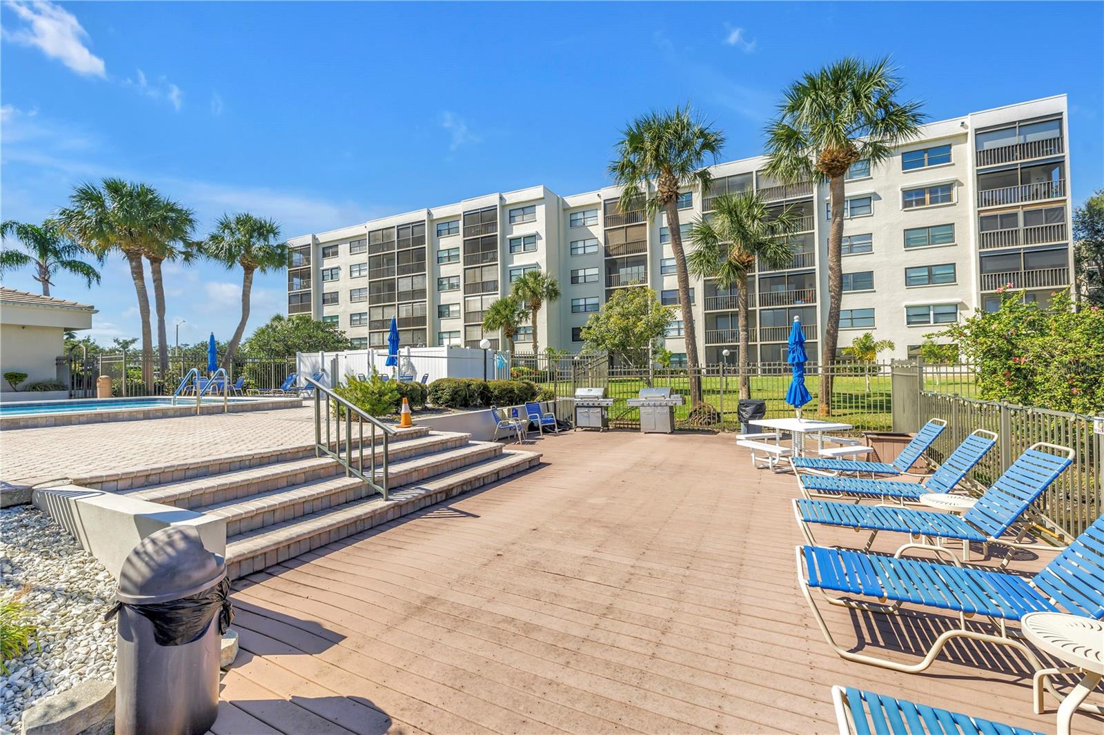 1320 PASADENA AVE S #203, SOUTH PASADENA, FL, 33707