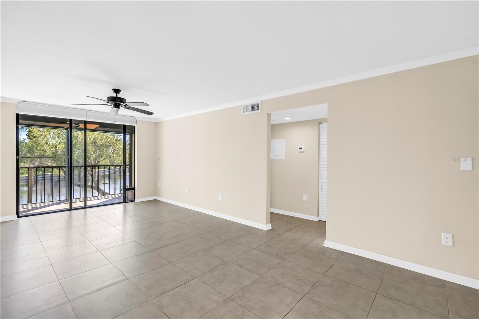 1320 PASADENA AVE S #203, SOUTH PASADENA, FL, 33707