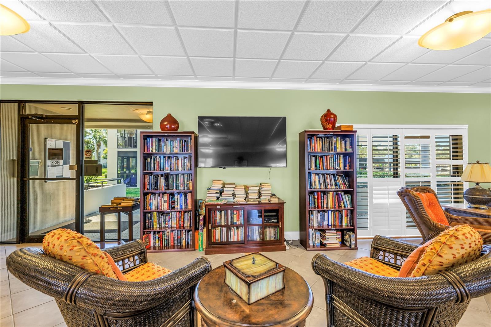 1320 PASADENA AVE S #203, SOUTH PASADENA, FL, 33707