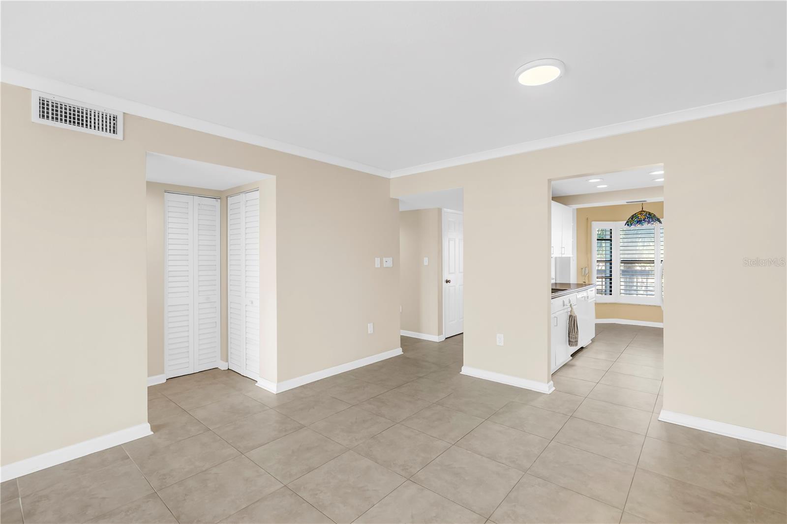 1320 PASADENA AVE S #203, SOUTH PASADENA, FL, 33707