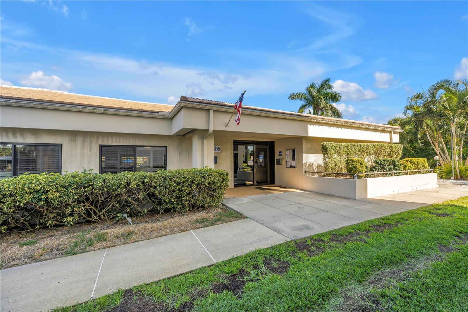 1320 PASADENA AVE S #203, SOUTH PASADENA, FL, 33707