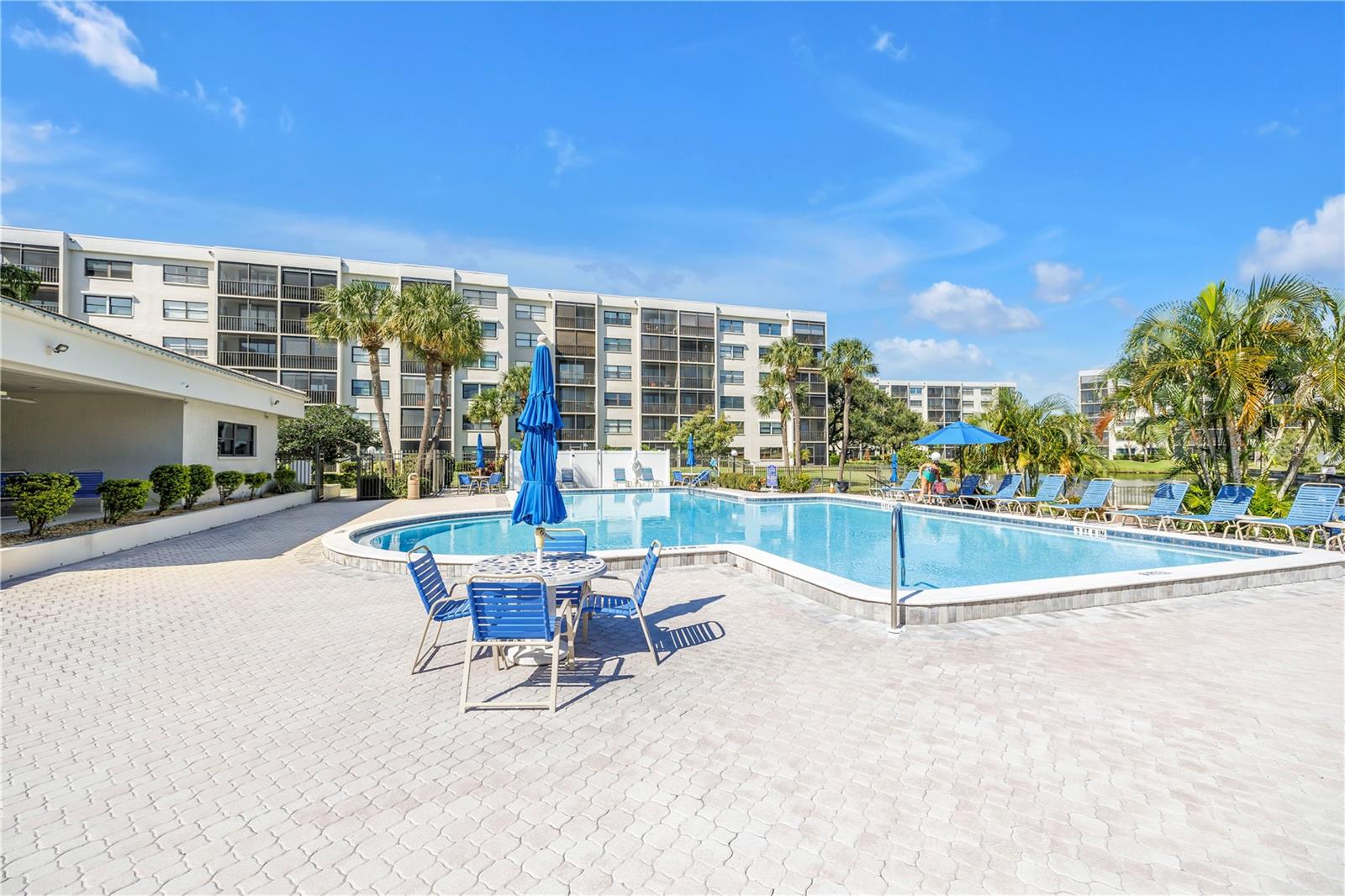 1320 PASADENA AVE S #203, SOUTH PASADENA, FL, 33707