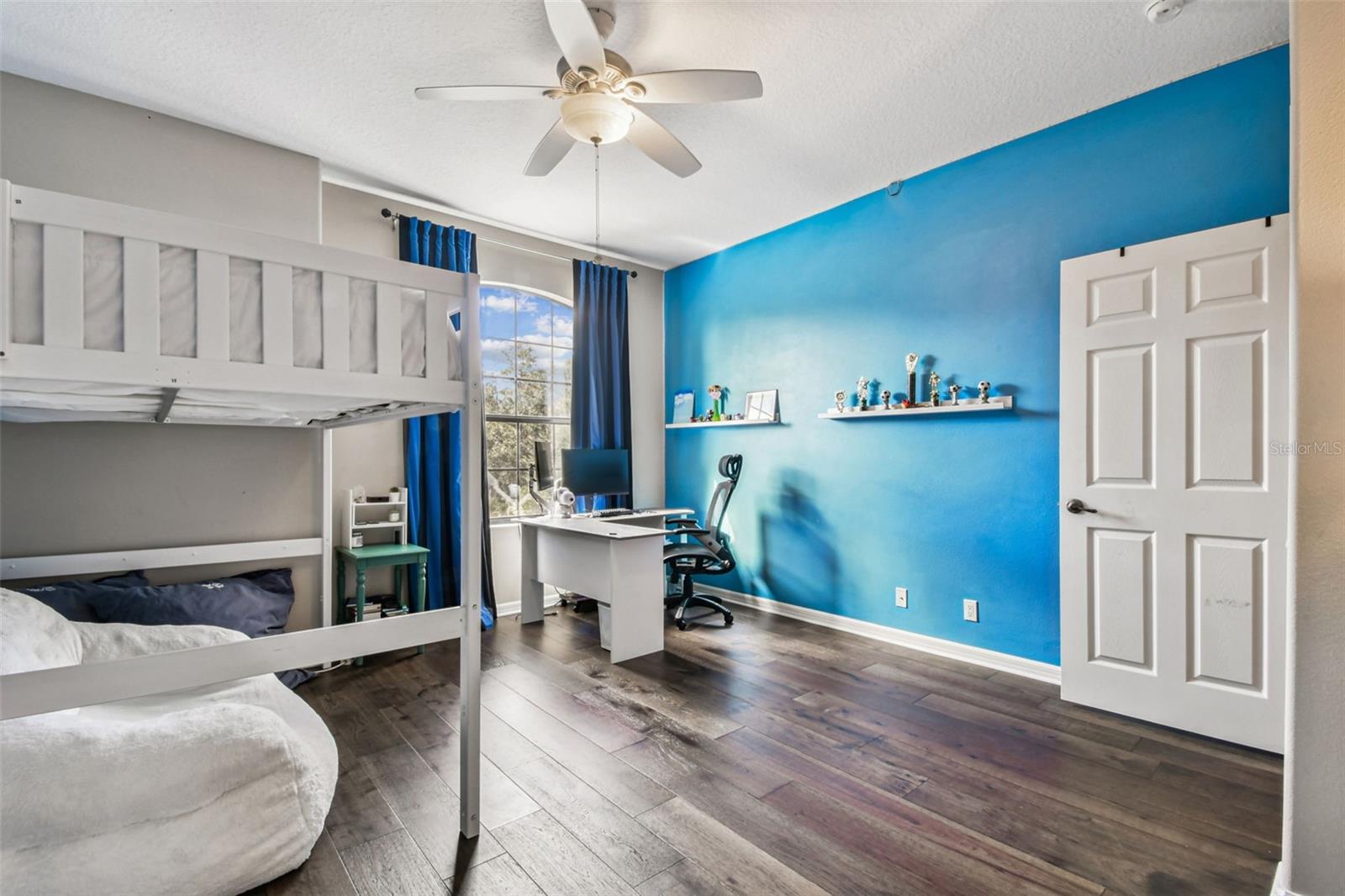 15613 N HIMES AVE, TAMPA, FL, 33618