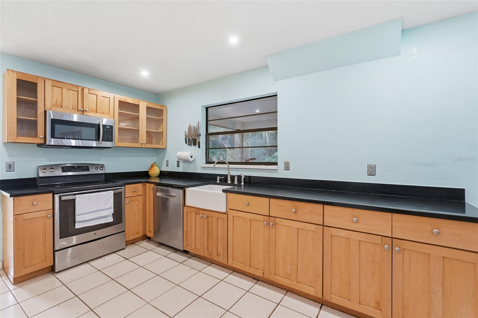 810 HAMMOCKWOOD CT, SARASOTA, FL, 34232