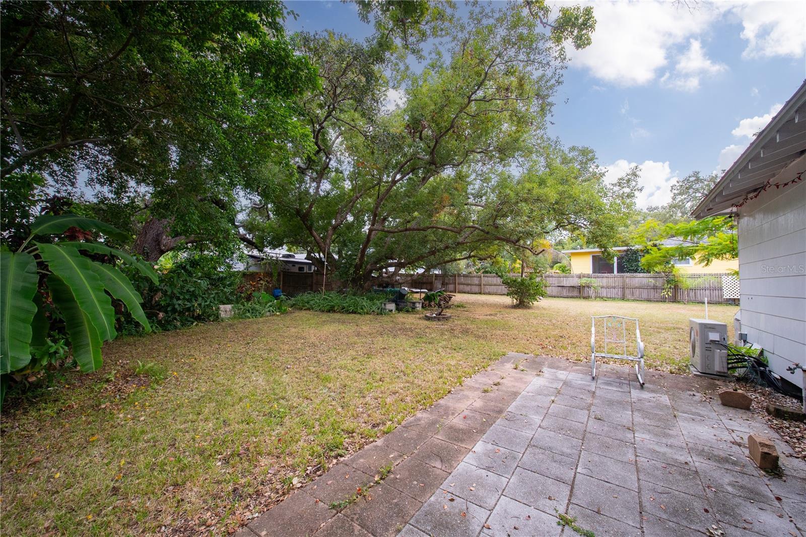 1215 ORANGE AVE, DUNEDIN, FL, 34698