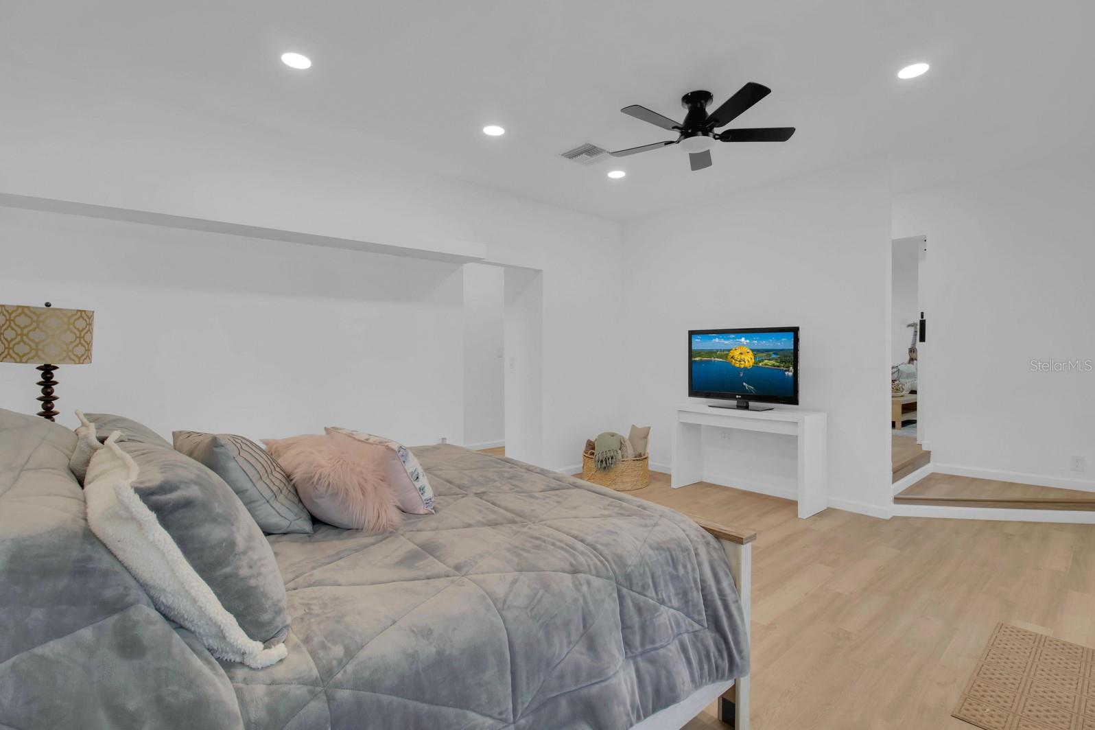 245 W GEORGE AVE, MAITLAND, FL, 32751