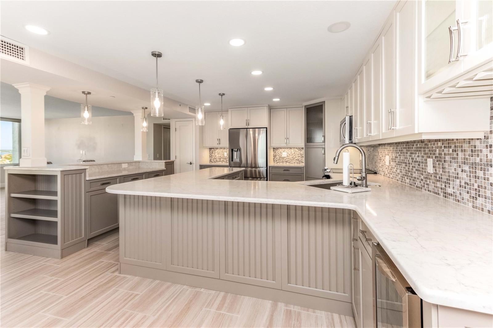 736 ISLAND WAY #606, CLEARWATER BEACH, FL, 33767