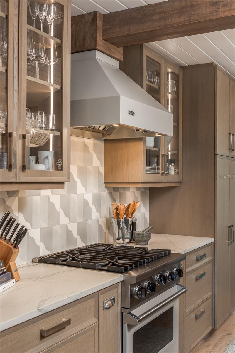 2807 SUNSET WAY, ST PETE BEACH, FL, 33706