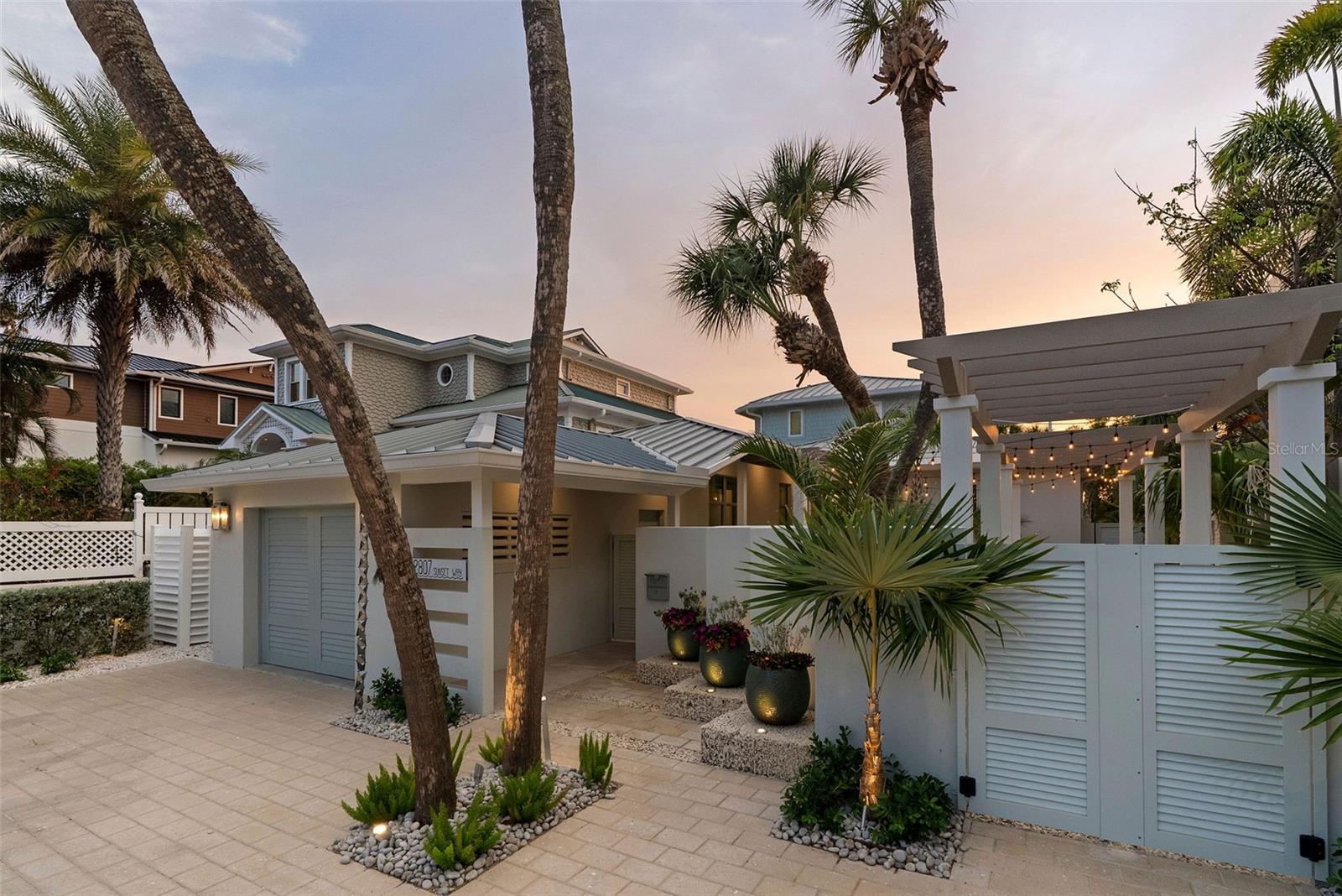 2807 SUNSET WAY, ST PETE BEACH, FL, 33706