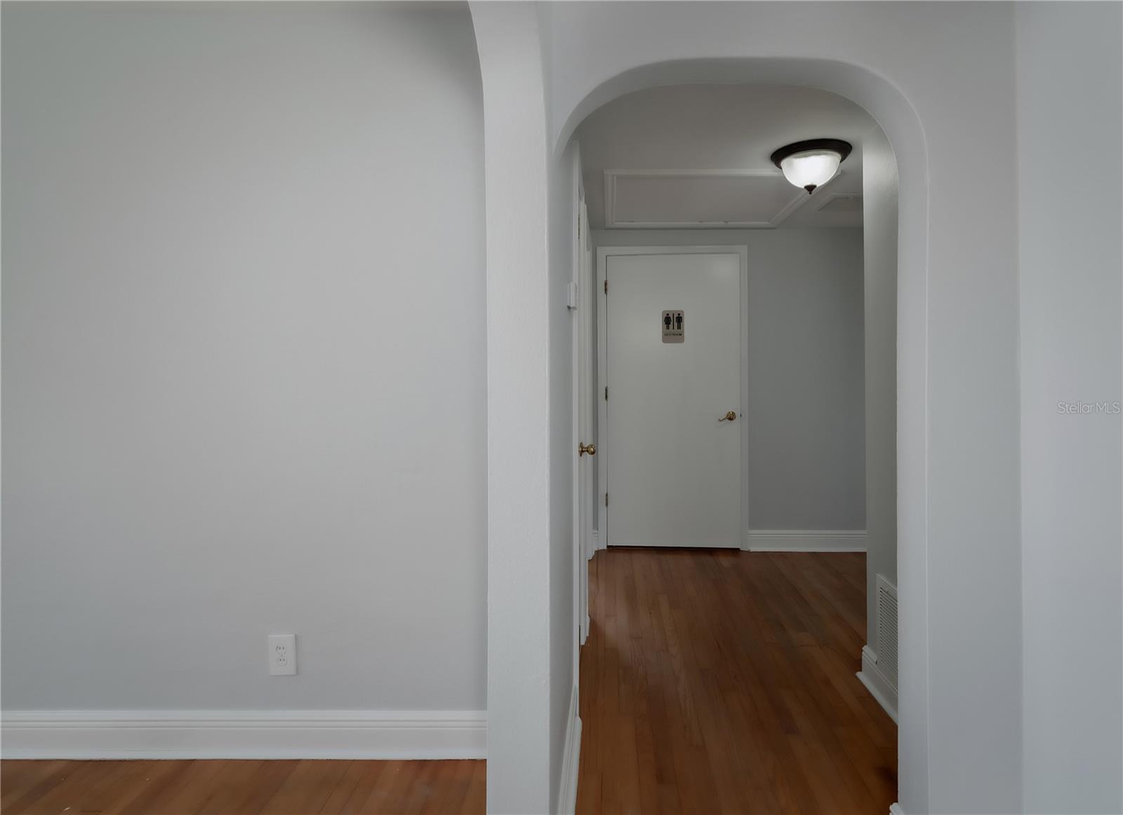 6465 1ST AVE S, ST PETERSBURG, FL, 33707