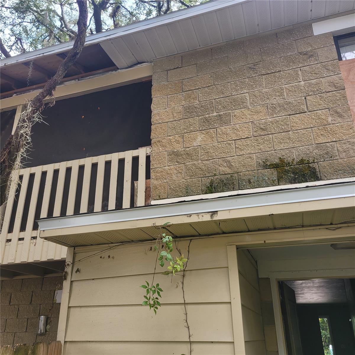 TB8445461 Property Photo