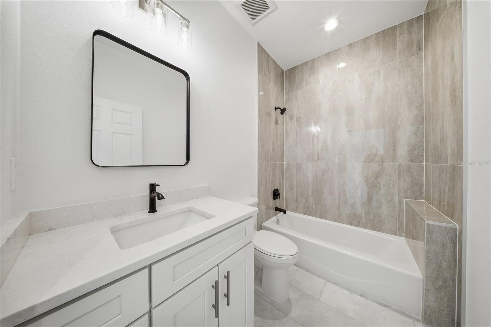 10458 - 10460 PENDLETON AVE, ENGLEWOOD, FL, 34224