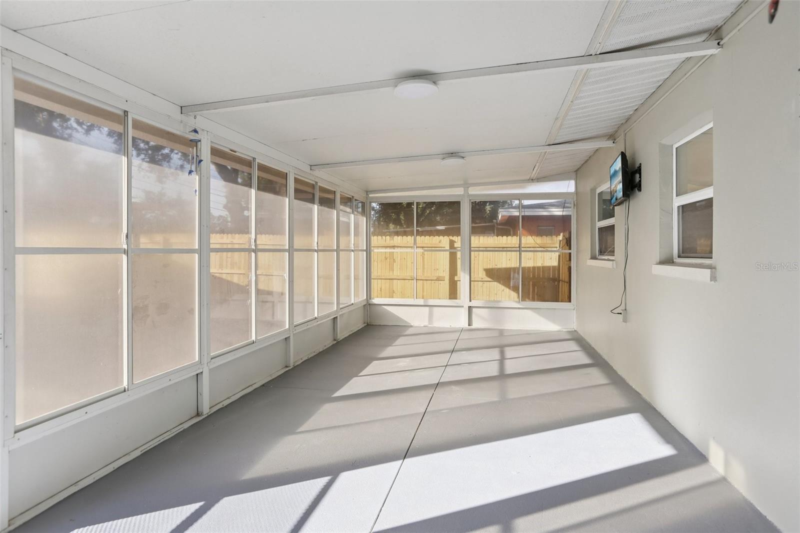 1226 ROBIN HOOD LN, DUNEDIN, FL, 34698