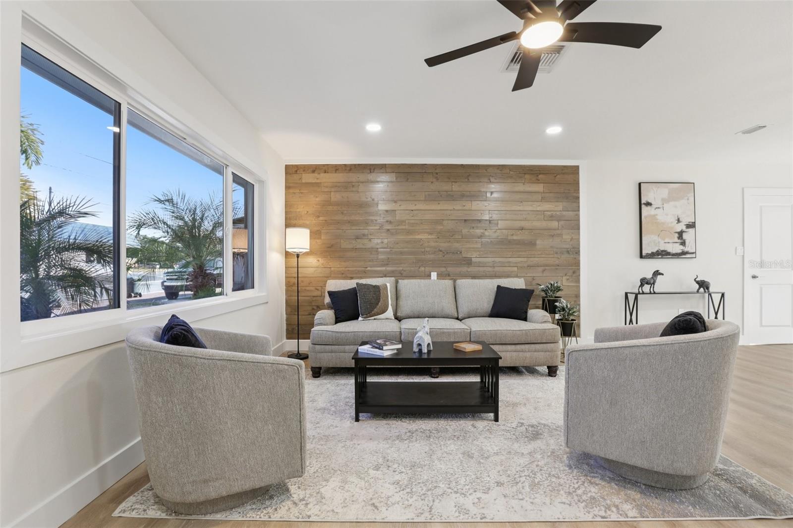 1226 ROBIN HOOD LN, DUNEDIN, FL, 34698