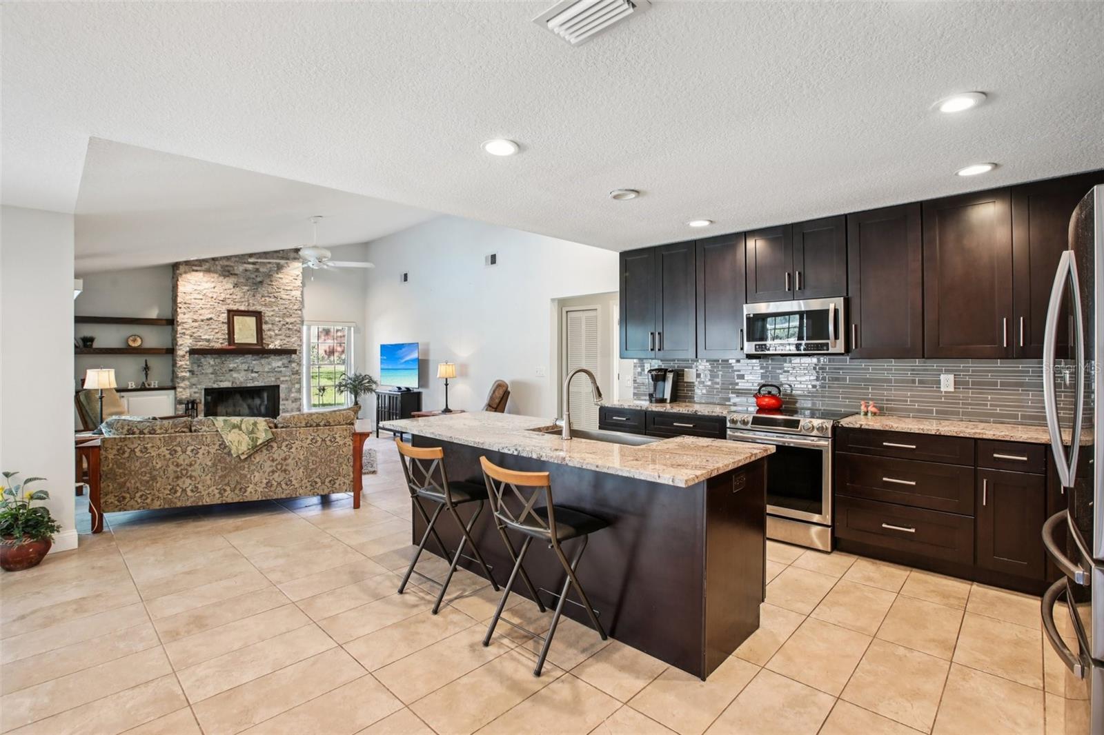 2654 CRYSTAL CIR, DUNEDIN, FL, 34698