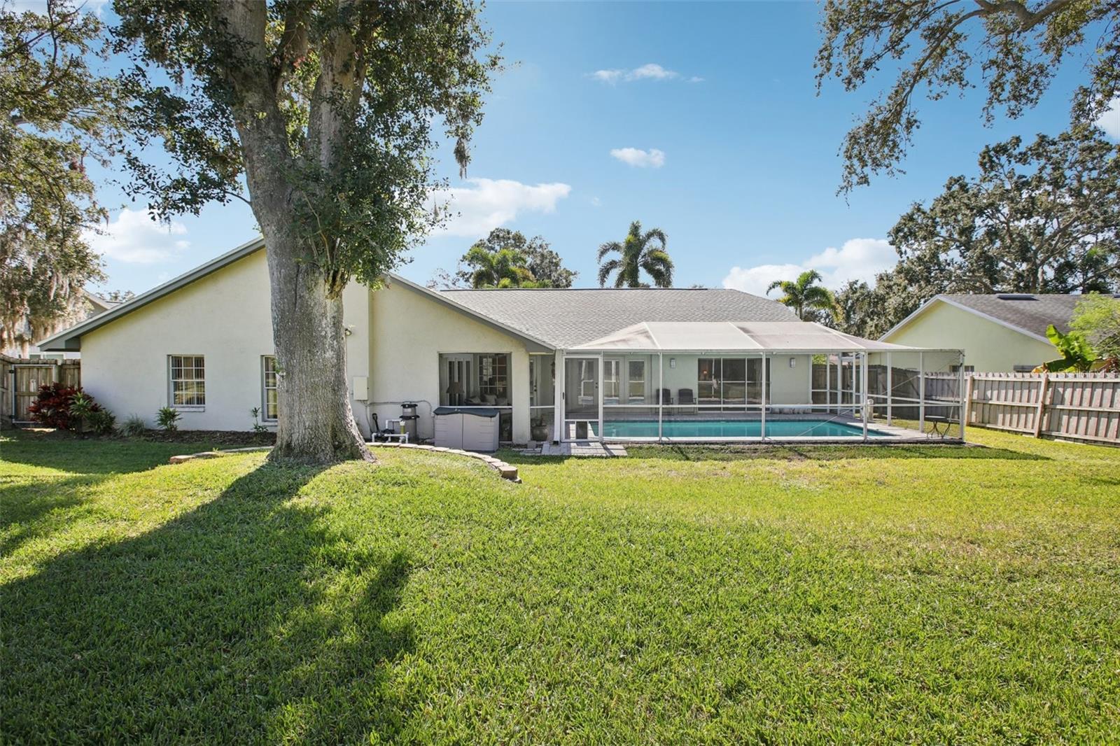 2654 CRYSTAL CIR, DUNEDIN, FL, 34698