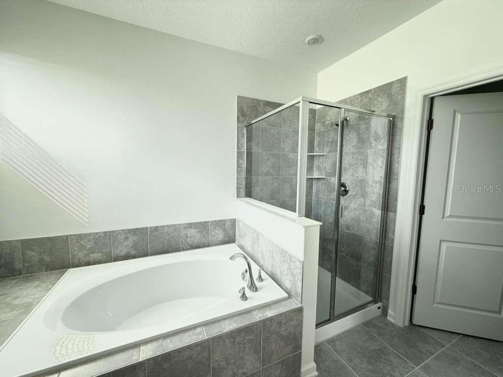 120 BOGEY DR, DAVENPORT, FL, 33896