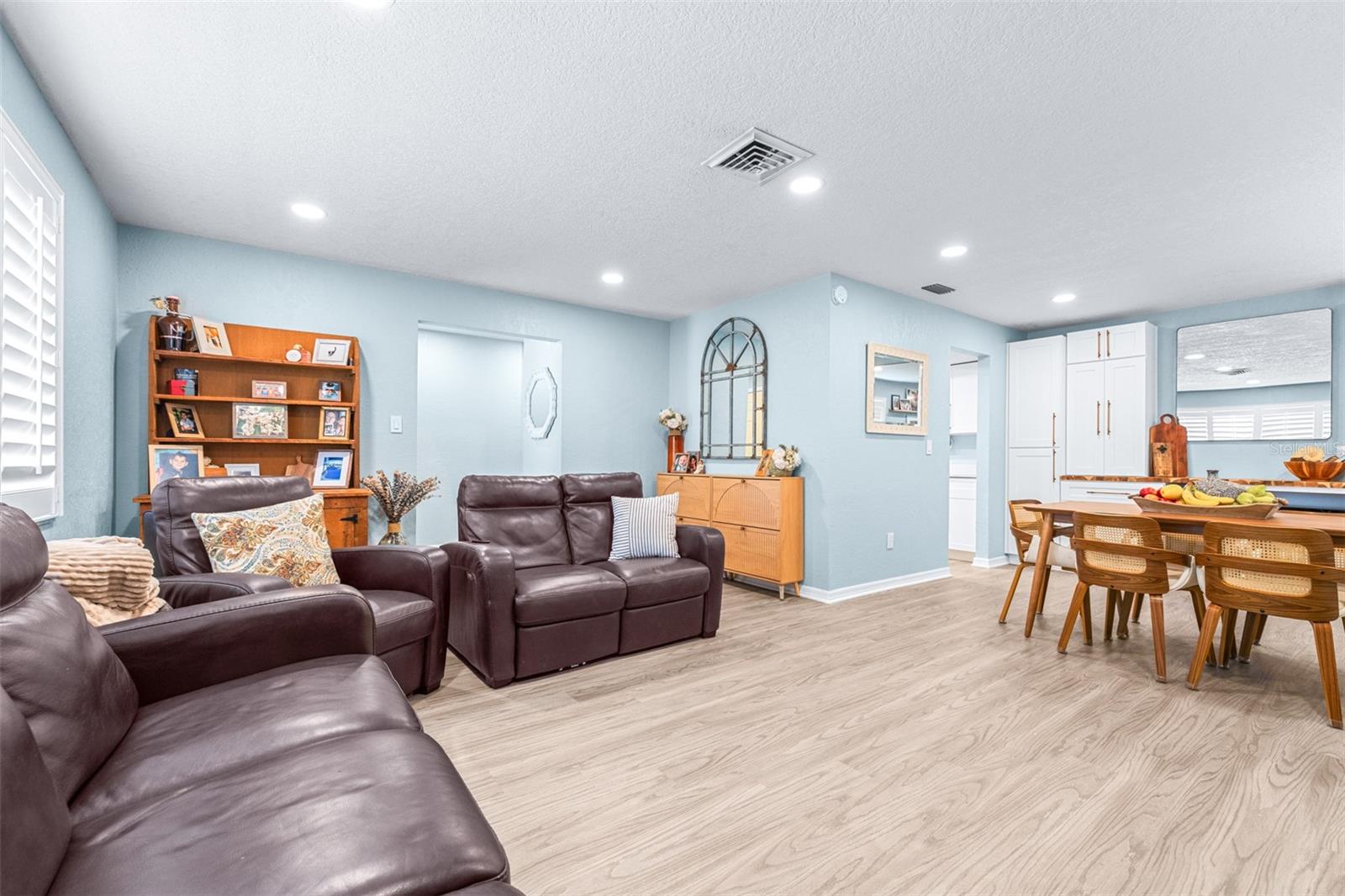 8687 MATTHEW ST, SEMINOLE, FL, 33772