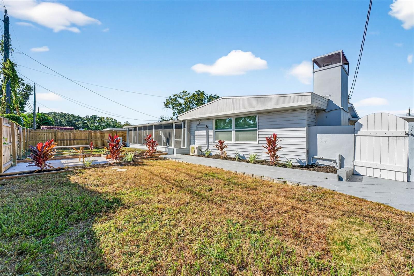 6965 21ST ST N, ST PETERSBURG, FL, 33702