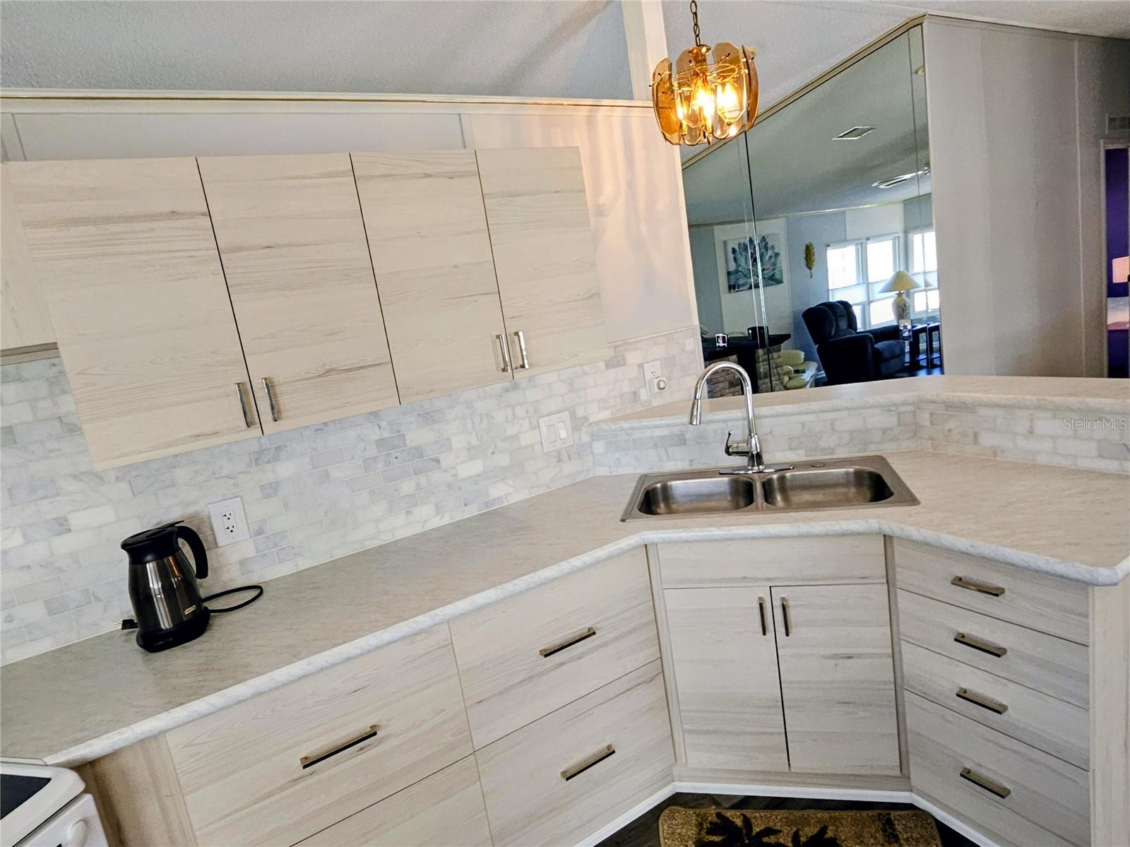 305 OAKWOOD BLVD E, SARASOTA, FL, 34237