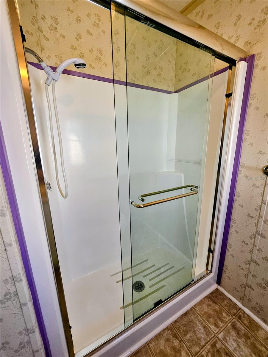 305 OAKWOOD BLVD E, SARASOTA, FL, 34237