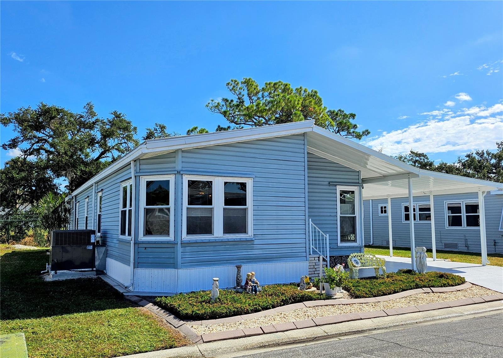 305 OAKWOOD BLVD E, SARASOTA, FL, 34237