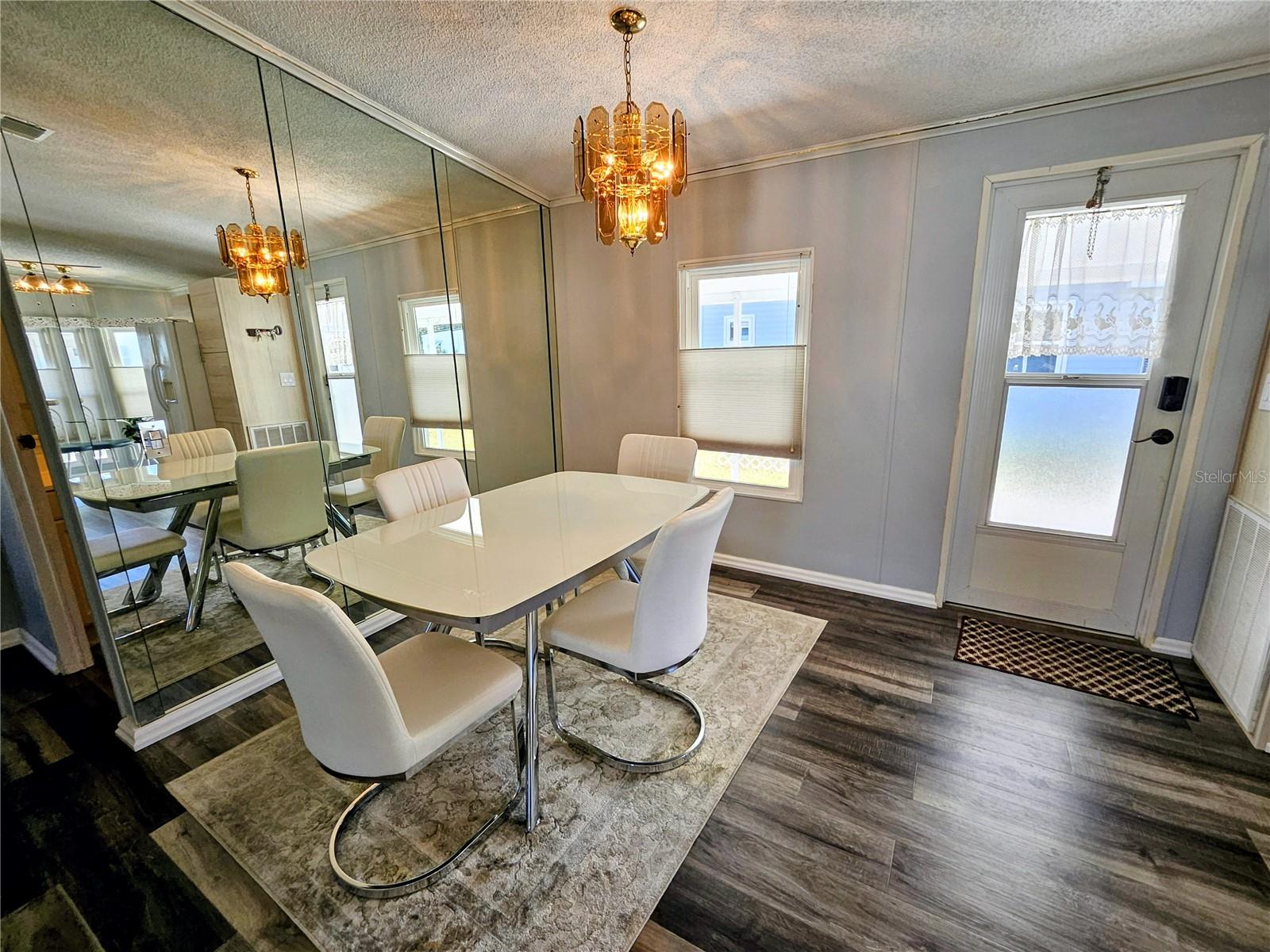 305 OAKWOOD BLVD E, SARASOTA, FL, 34237