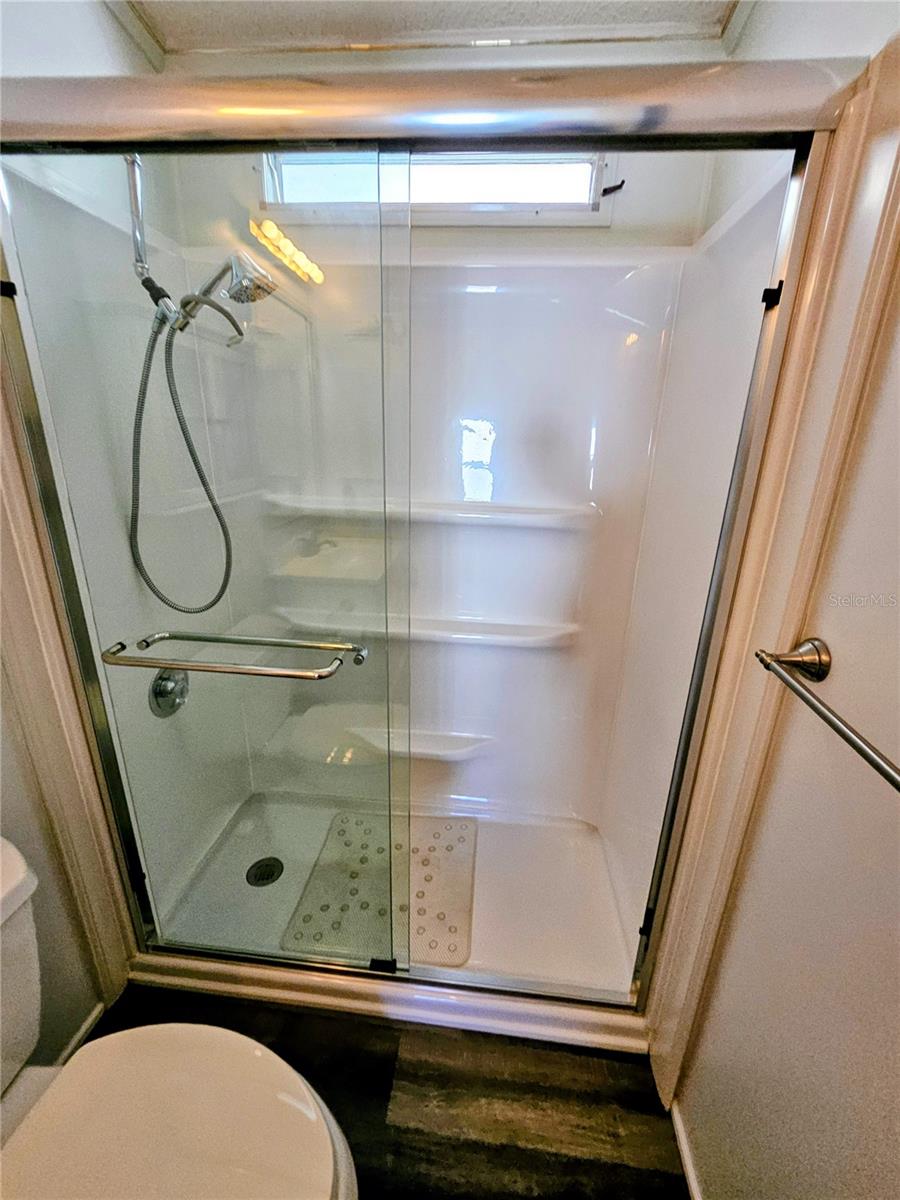 305 OAKWOOD BLVD E, SARASOTA, FL, 34237