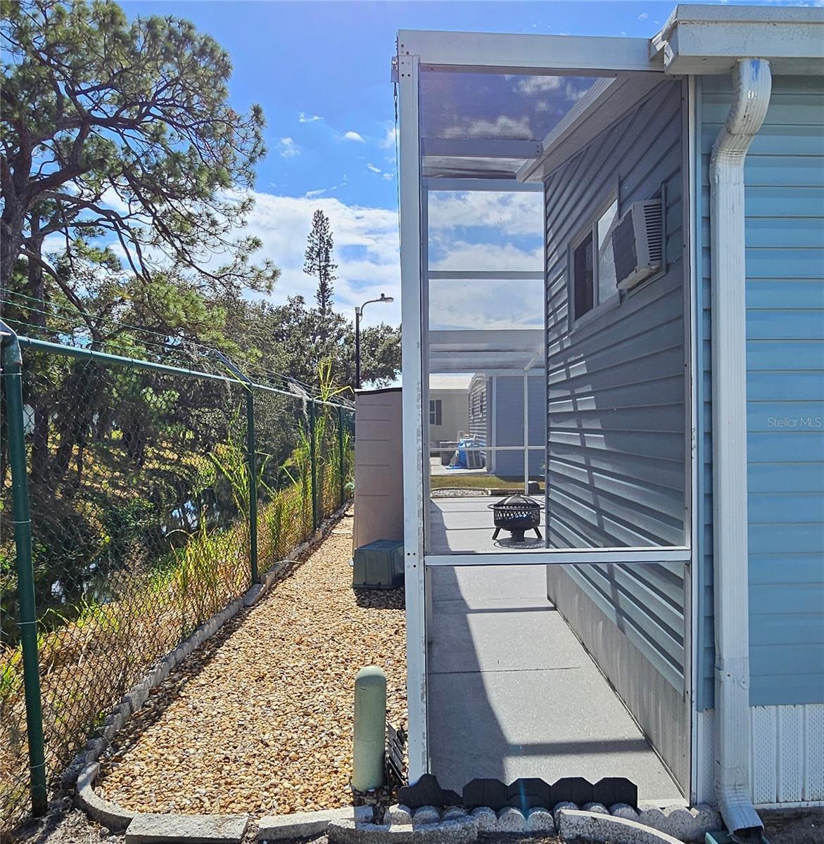 305 OAKWOOD BLVD E, SARASOTA, FL, 34237