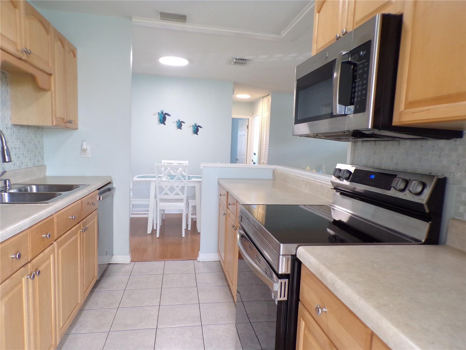 22308 LARAMORE AVE, PORT CHARLOTTE, FL, 33952