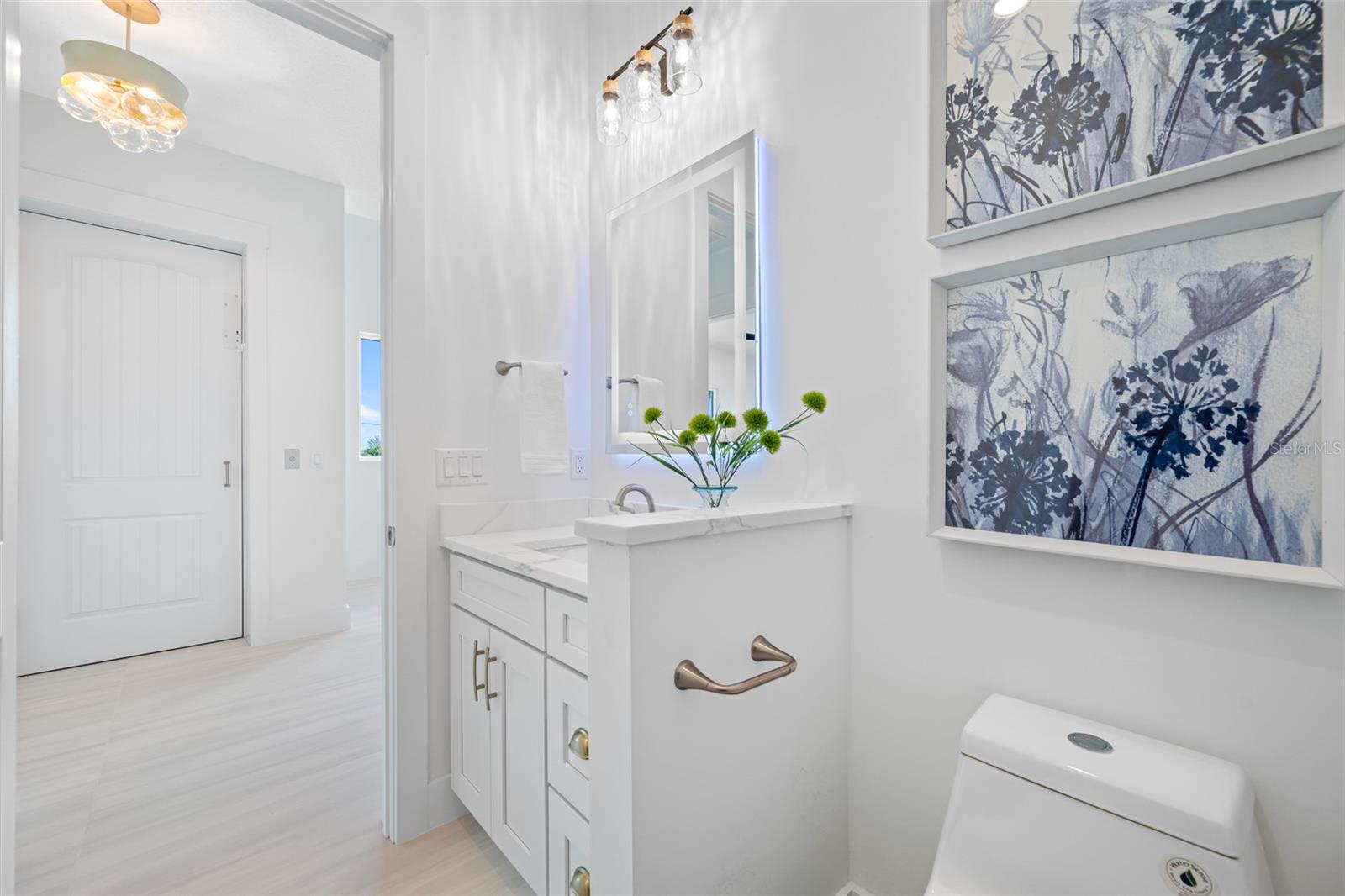 TB8445499 Property Photo