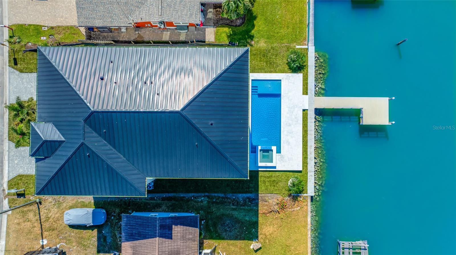 TB8445499 Property Photo