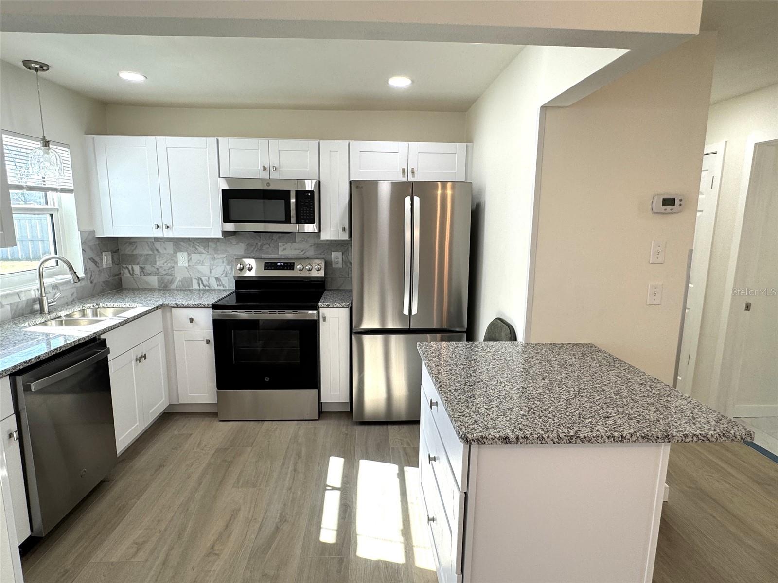 3813 42ND ST W #37, BRADENTON, FL, 34205