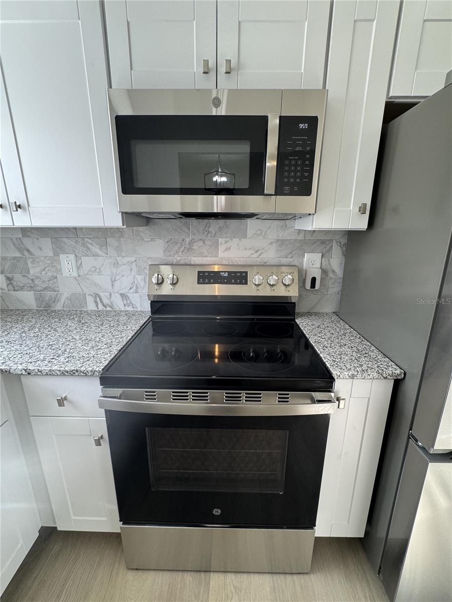 3813 42ND ST W #37, BRADENTON, FL, 34205