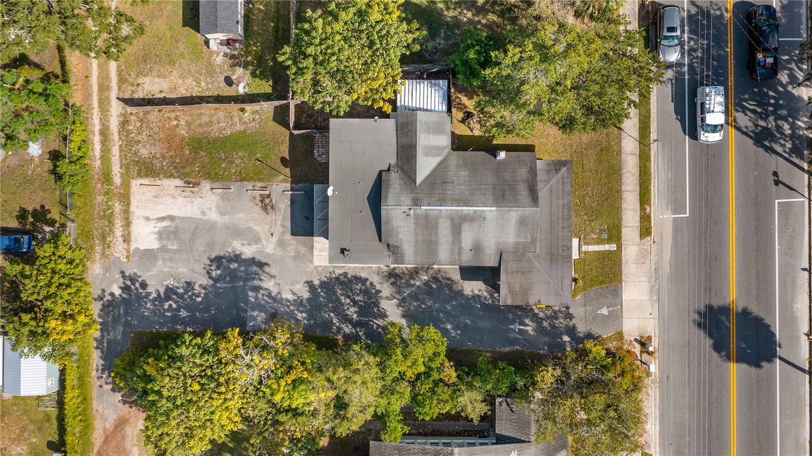 1704 W MAIN ST, LEESBURG, FL, 34748