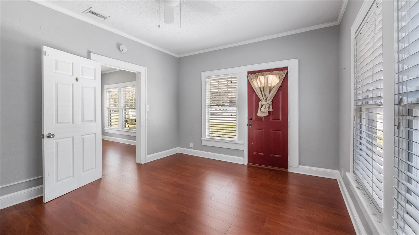 1704 W MAIN ST, LEESBURG, FL, 34748