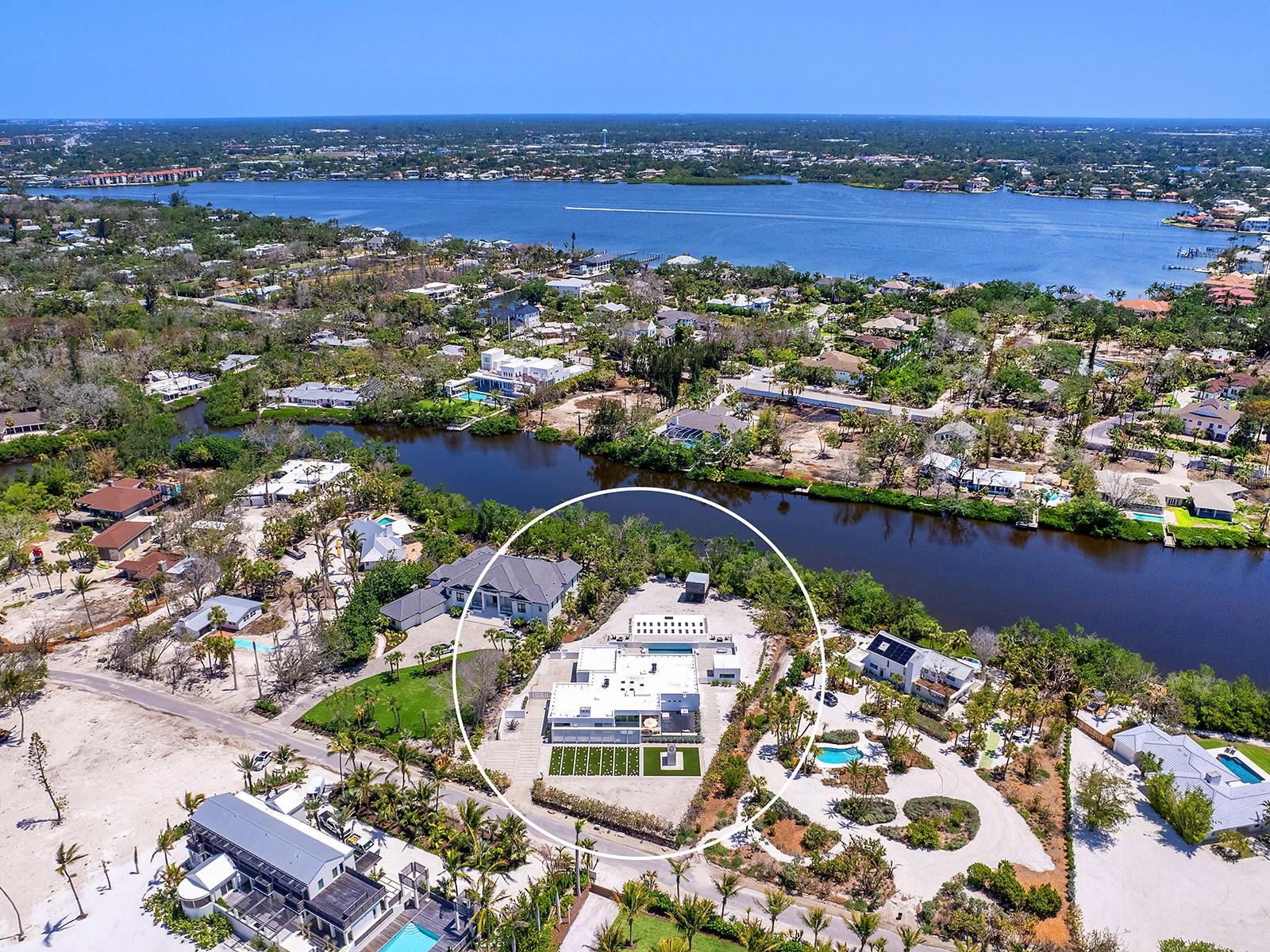 7647 SANDERLING RD, SARASOTA, FL, 34242