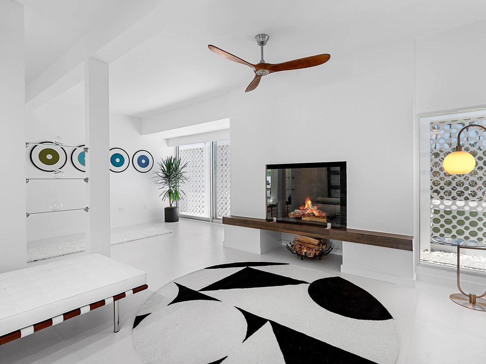 7647 SANDERLING RD, SARASOTA, FL, 34242