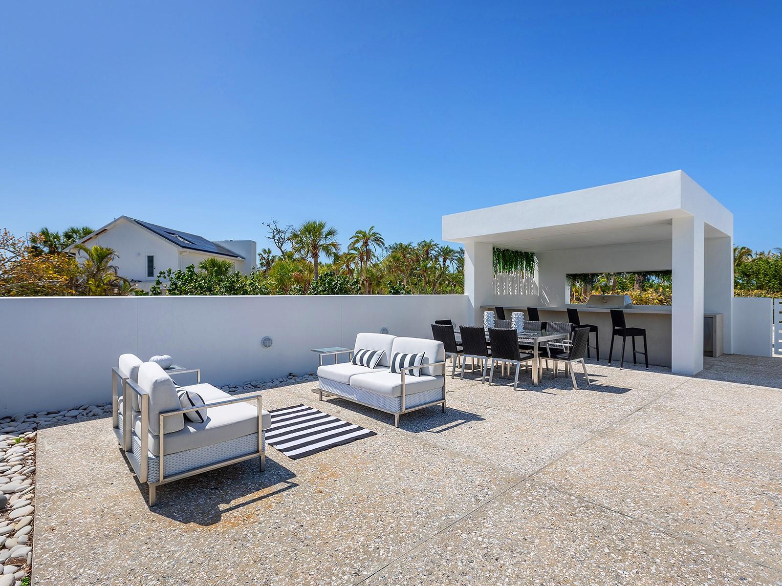 7647 SANDERLING RD, SARASOTA, FL, 34242