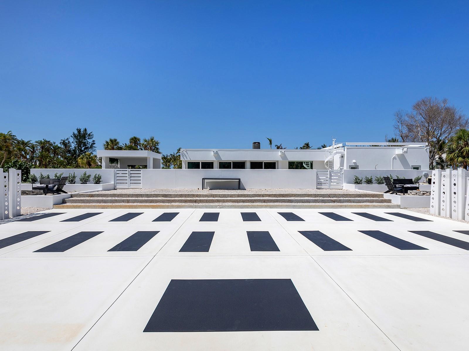 7647 SANDERLING RD, SARASOTA, FL, 34242