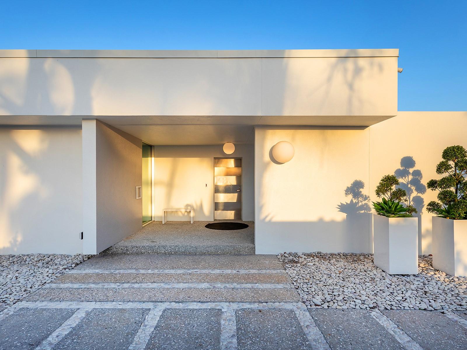 7647 SANDERLING RD, SARASOTA, FL, 34242