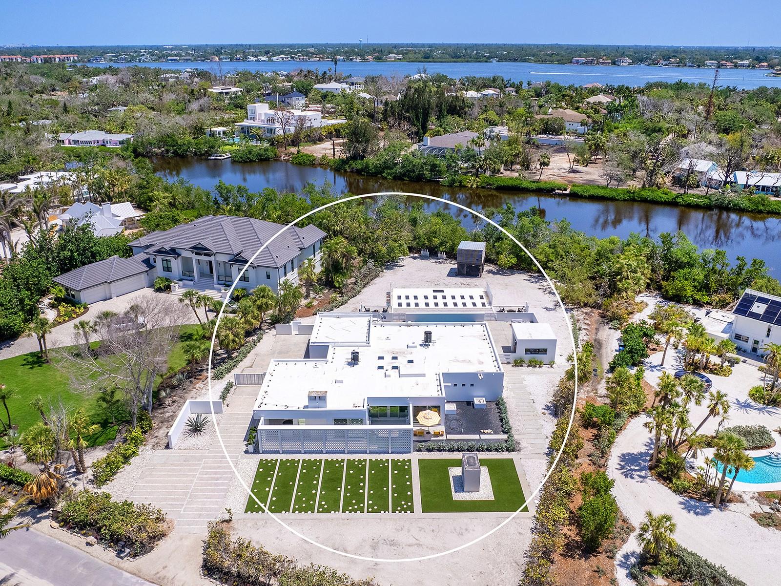 7647 SANDERLING RD, SARASOTA, FL, 34242