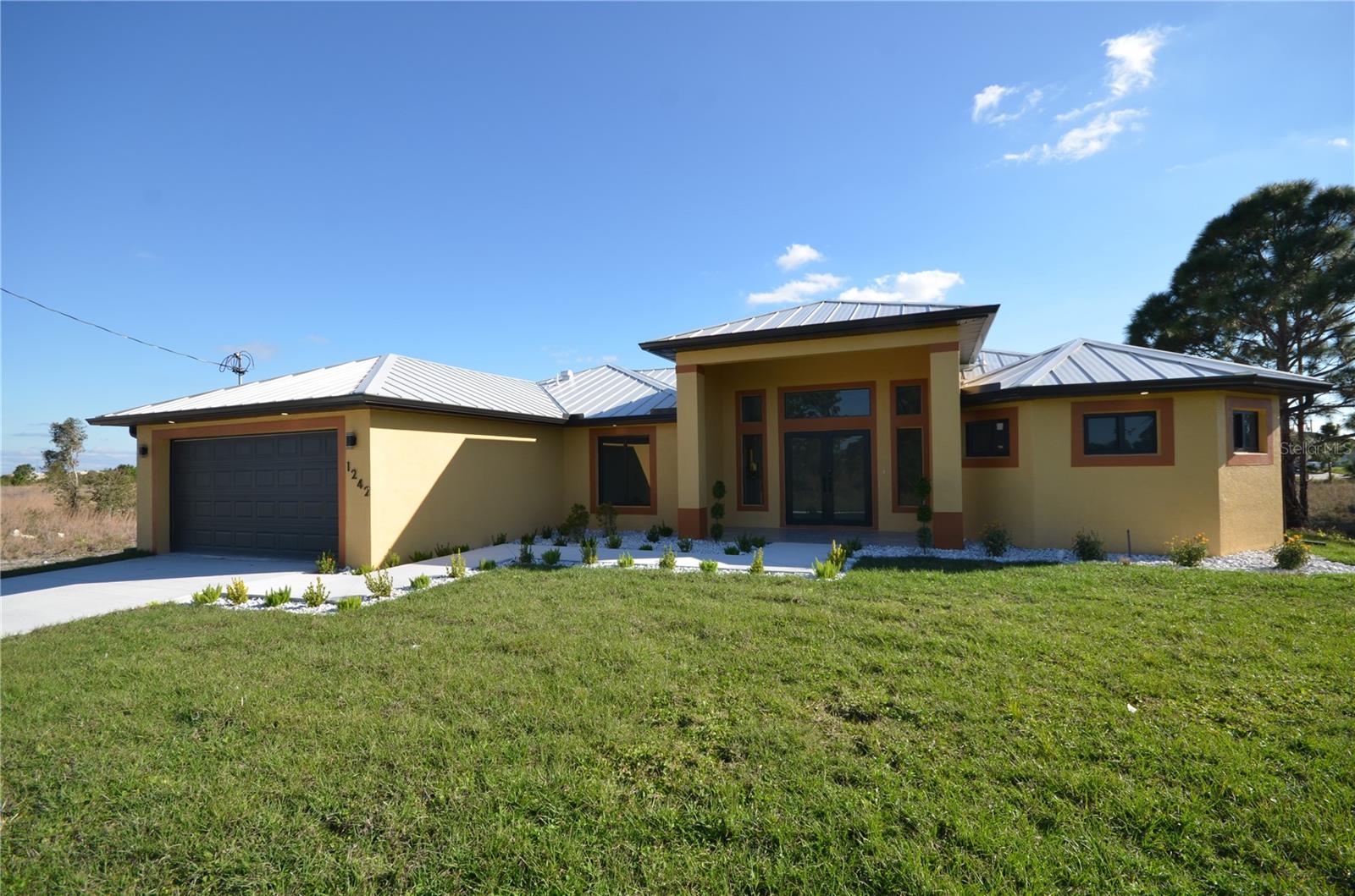 1242 HATHOR ST E, LEHIGH ACRES, FL, 33974